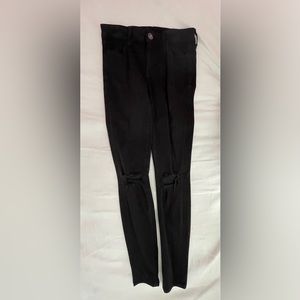 Ripped American eagle next level stretch size 4 long
